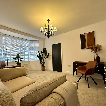 Clover Lodge Portsmouth Luxury Home With Off Road Free Parking Exterior foto