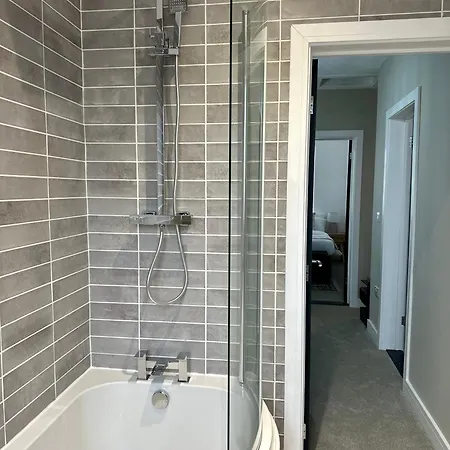Clover Lodge Portsmouth Luxury Home With Off Road Free Parking Exterior foto