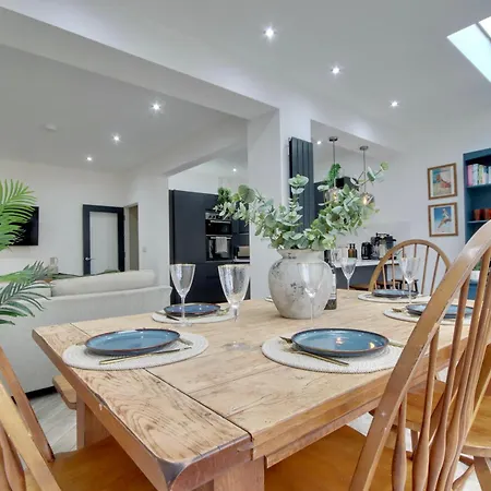 Clover Lodge Portsmouth Luxury Home With Off Road Free Parking Exterior foto