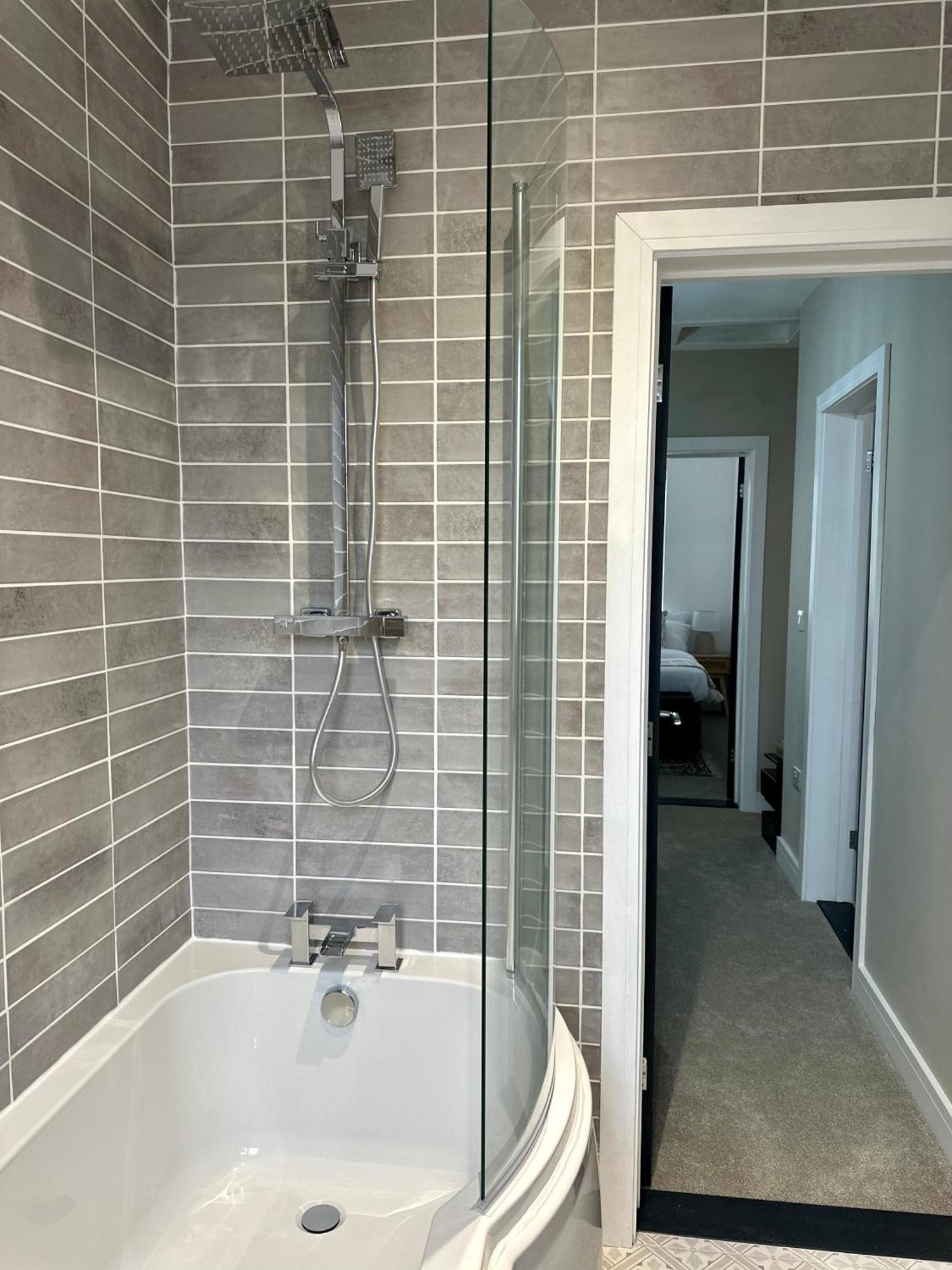 Clover Luxury With Off Road Free Parking Portsmouth